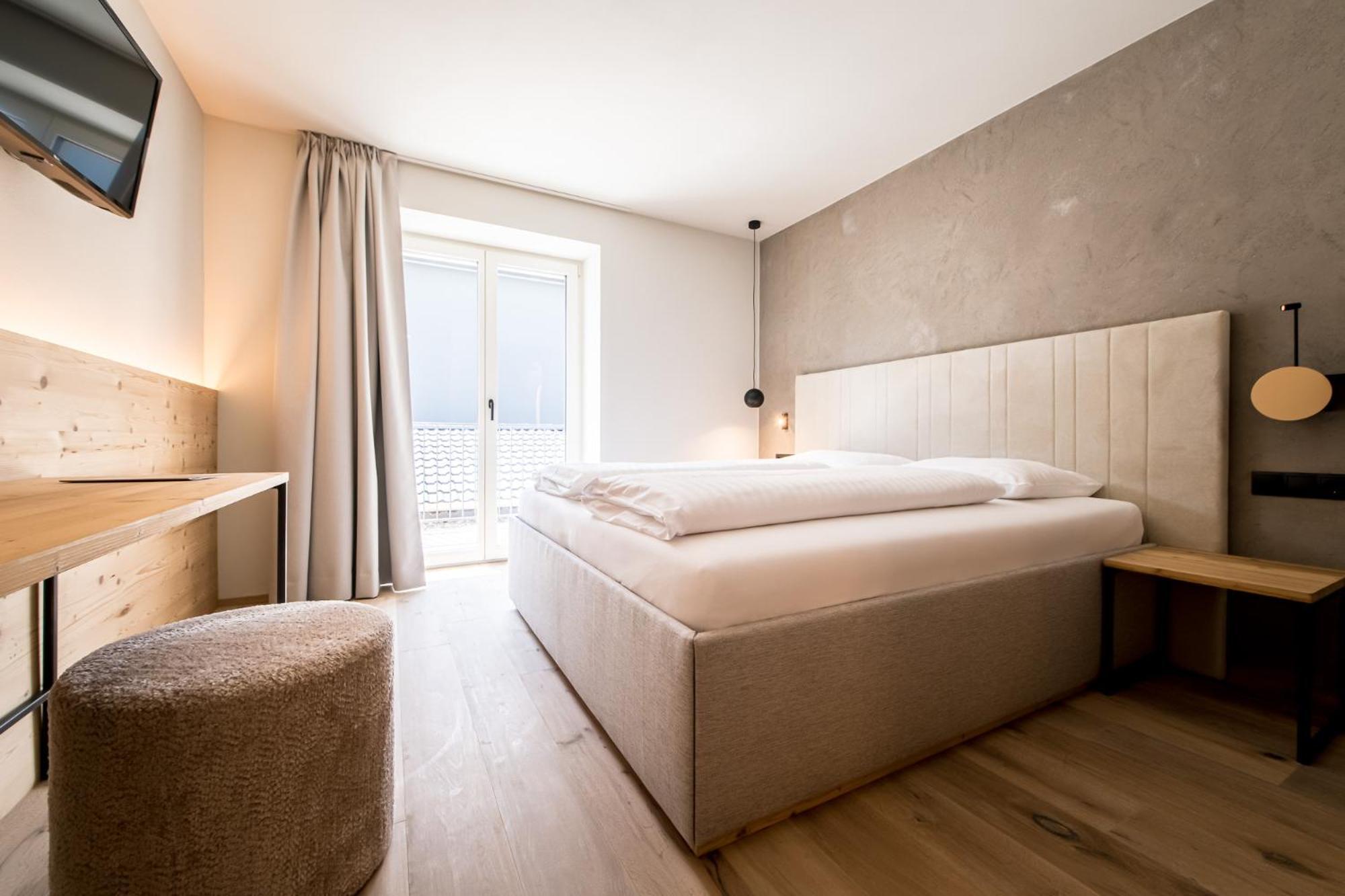Hotel Sonnenheim Chienes Extérieur photo