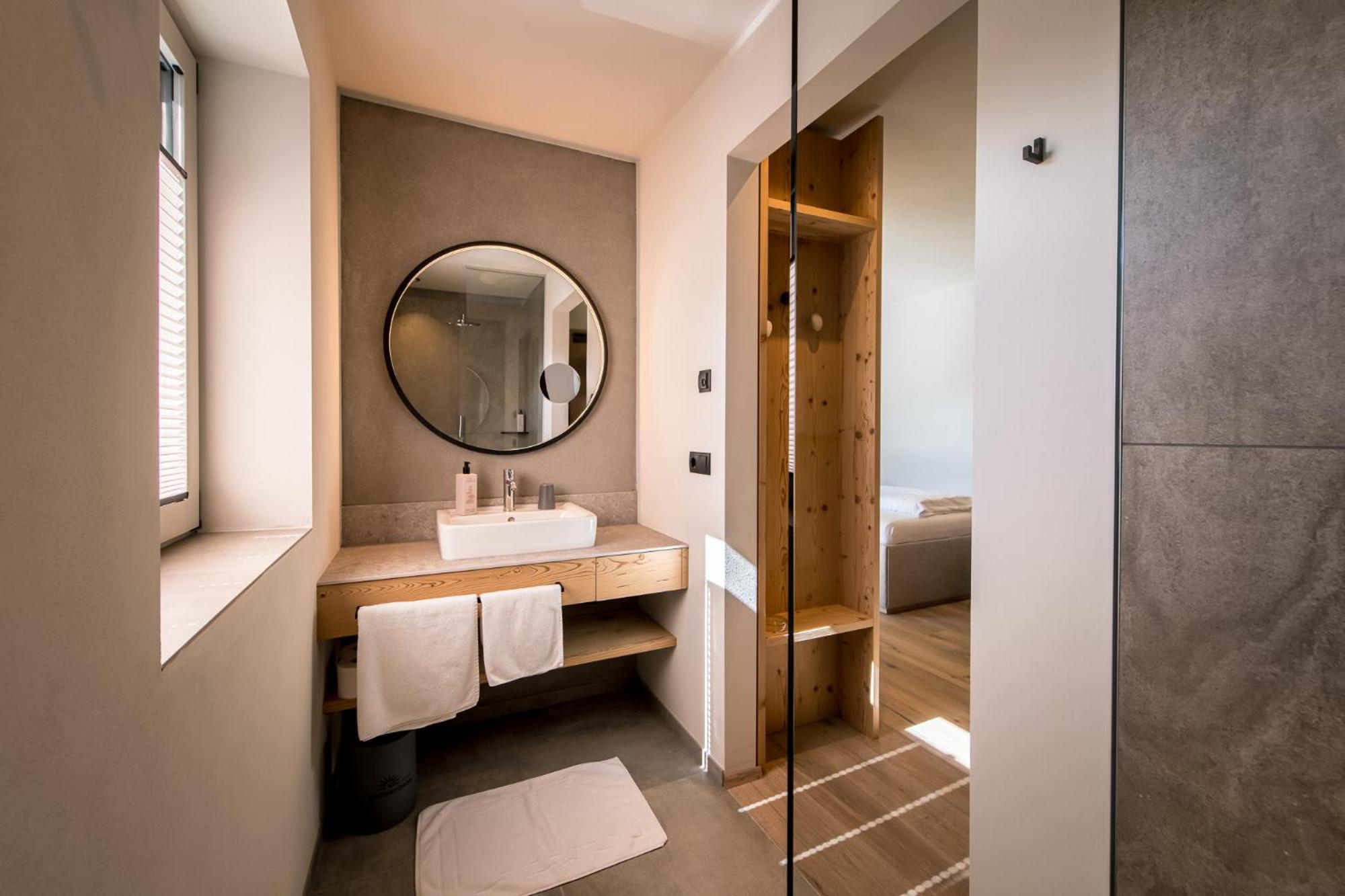 Hotel Sonnenheim Chienes Extérieur photo